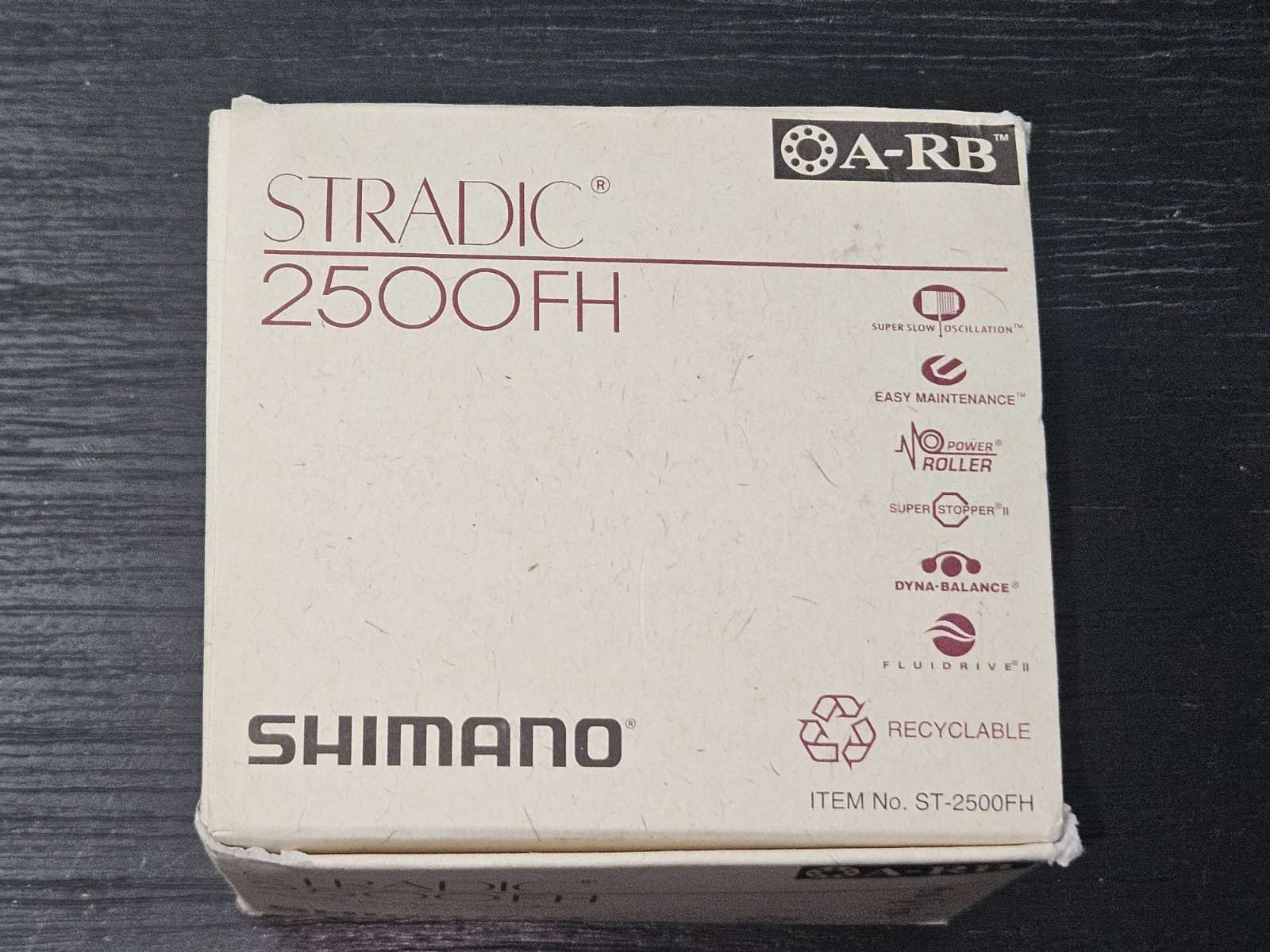 *NEW UNUSED* Rare Shimano Stradic 2500FH Spinning Reel – Complete NOS in Box