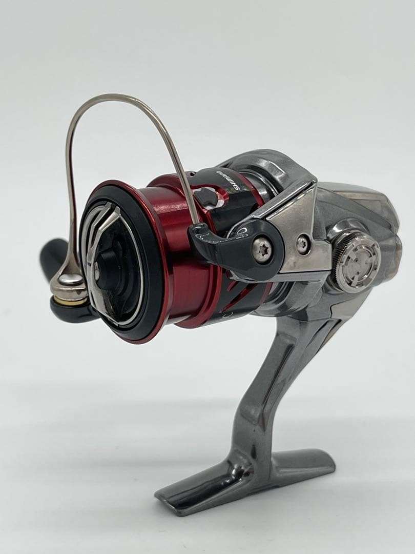 Shimano Stradic CI4+ C2000HGS Spinning Reel Light & Smooth, Used, Fast Response