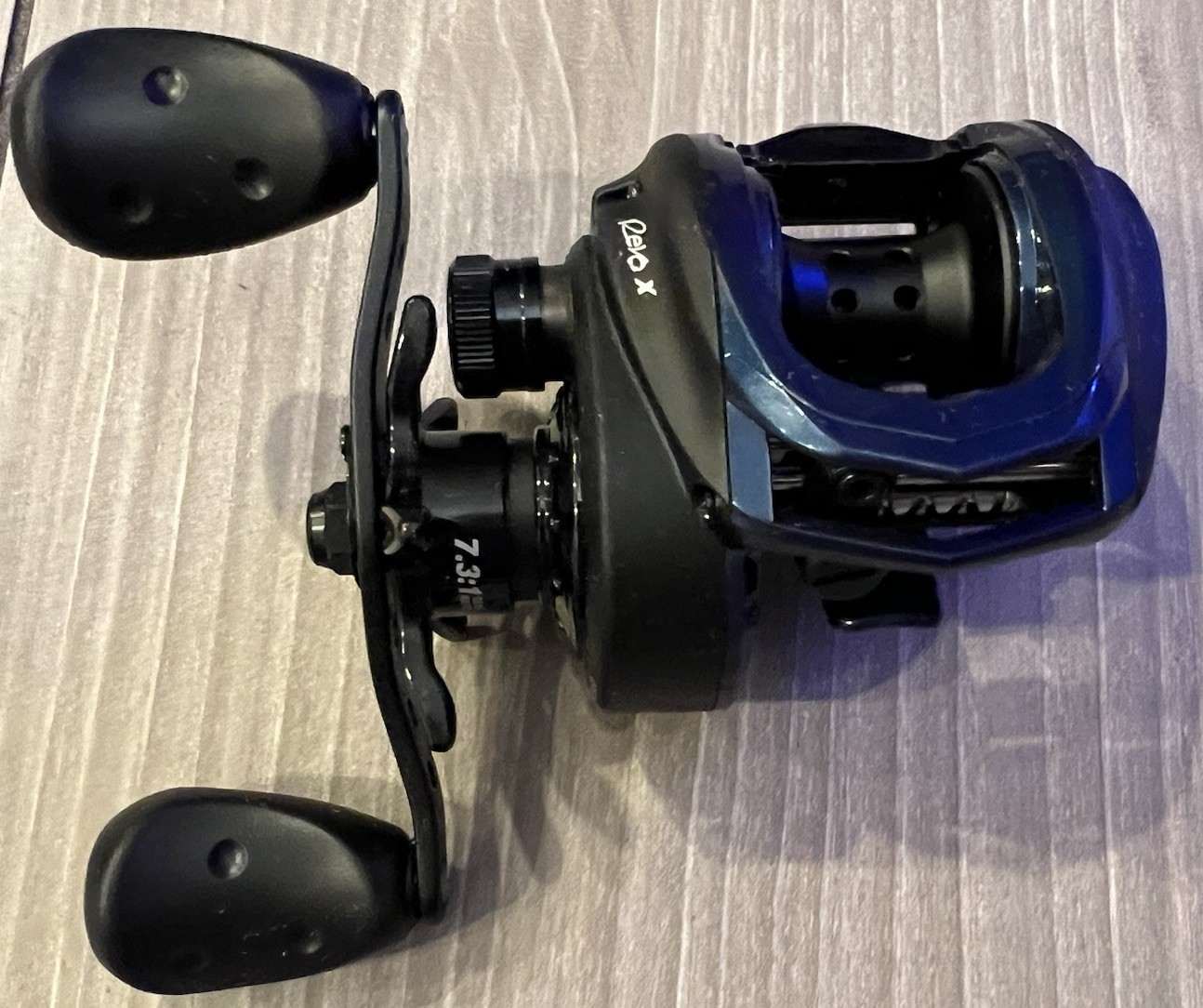 Abu Garcia Revo 4 X-HS Baitcasting Fishing Reel Brand New