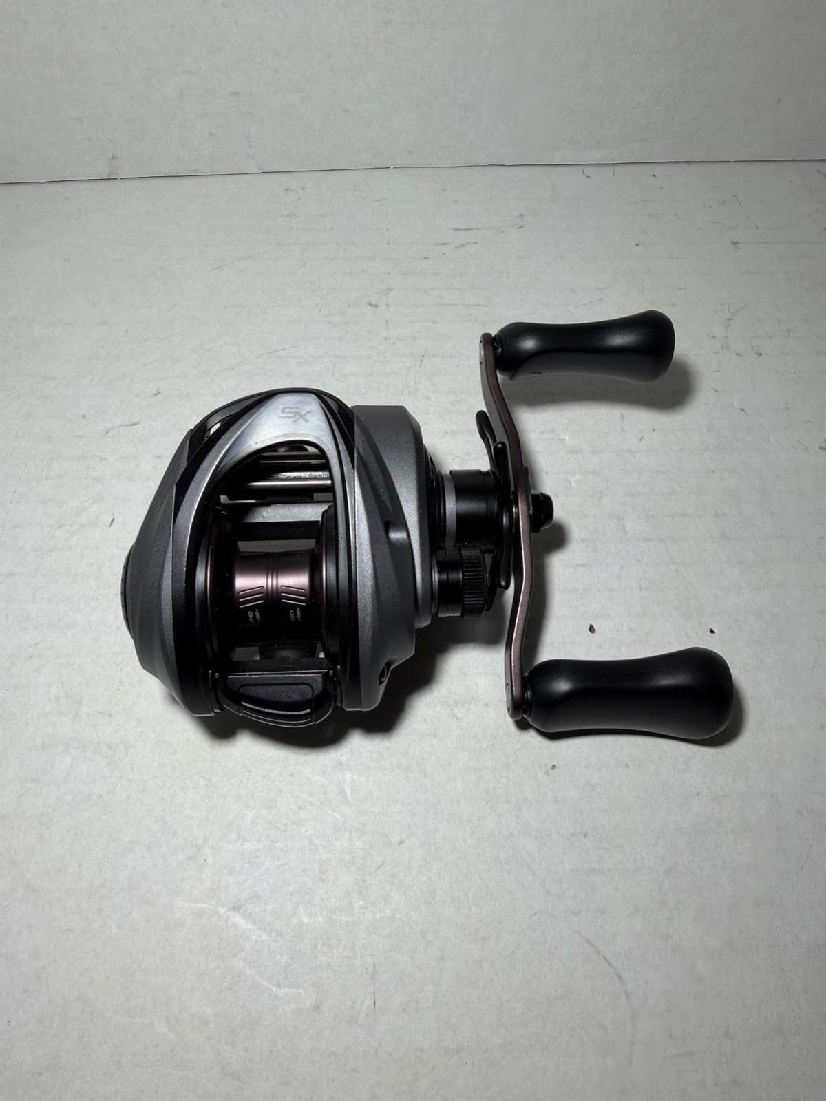 Abu Garcia ‎REVO5 SX-HS LP RH Baitcast Reel