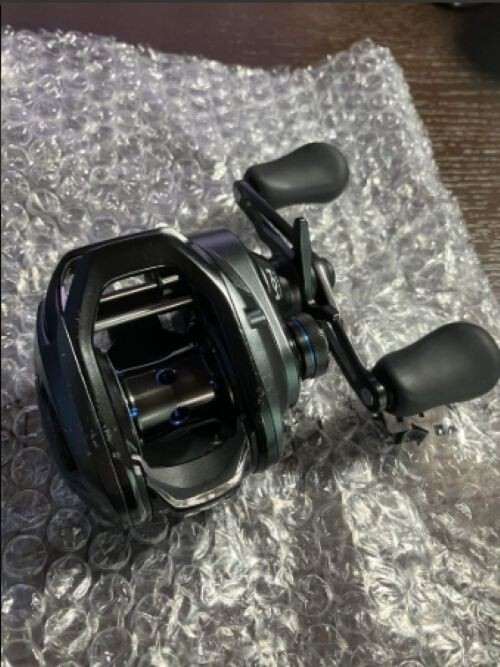 Shimano SLX MGL 70HG Right Hand Reels good condition