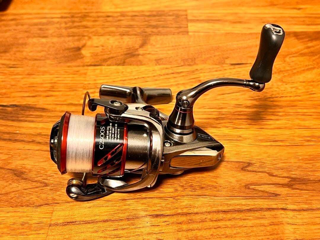Shimano STRADIC CI4+ C2500HGS Spinning Reel 6.0:1 Gear Ratio Fishing From Japan