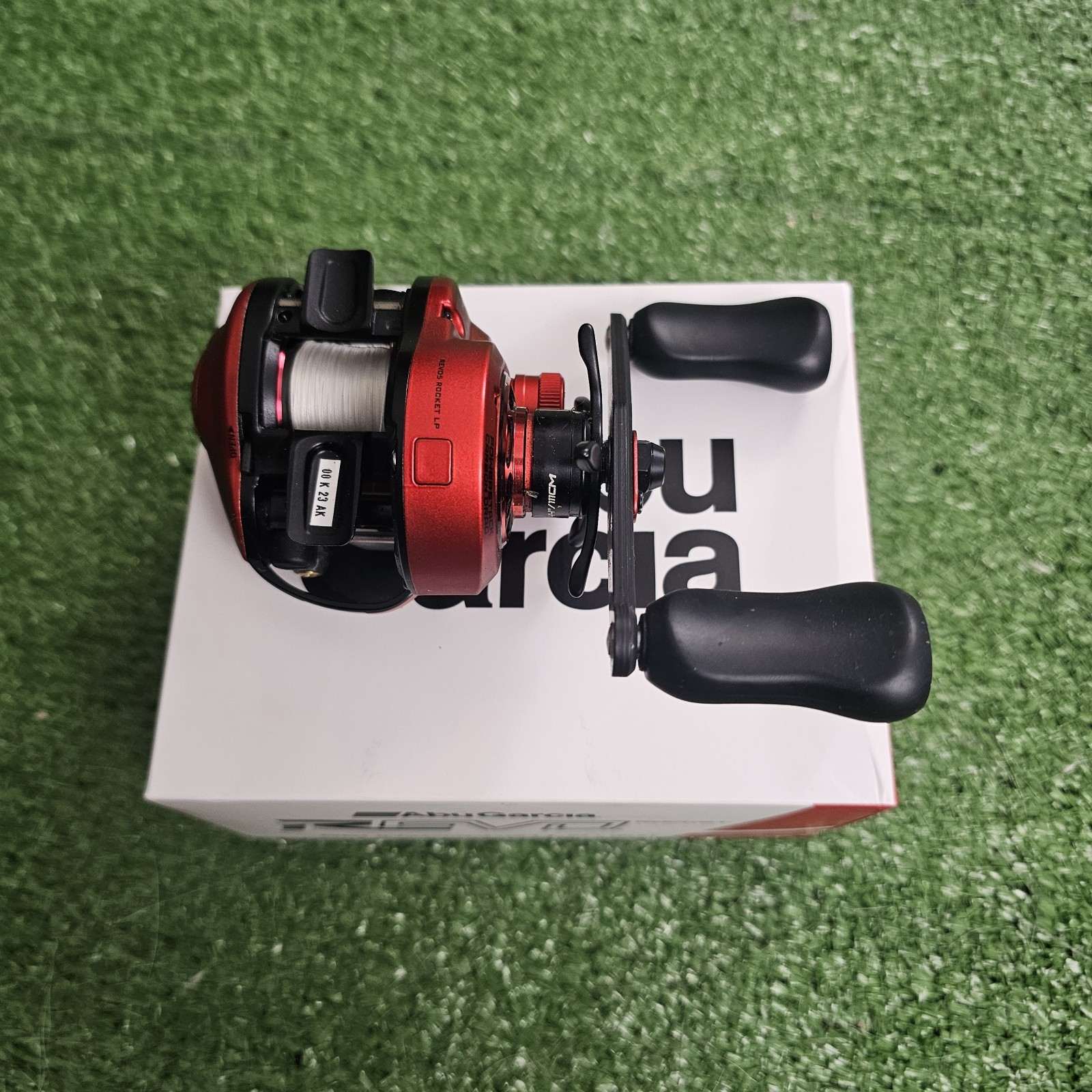 Abu Garcia Revo Rocket 10.1:1 Right Hand Casting Reel REVO5ROCKETLP Red