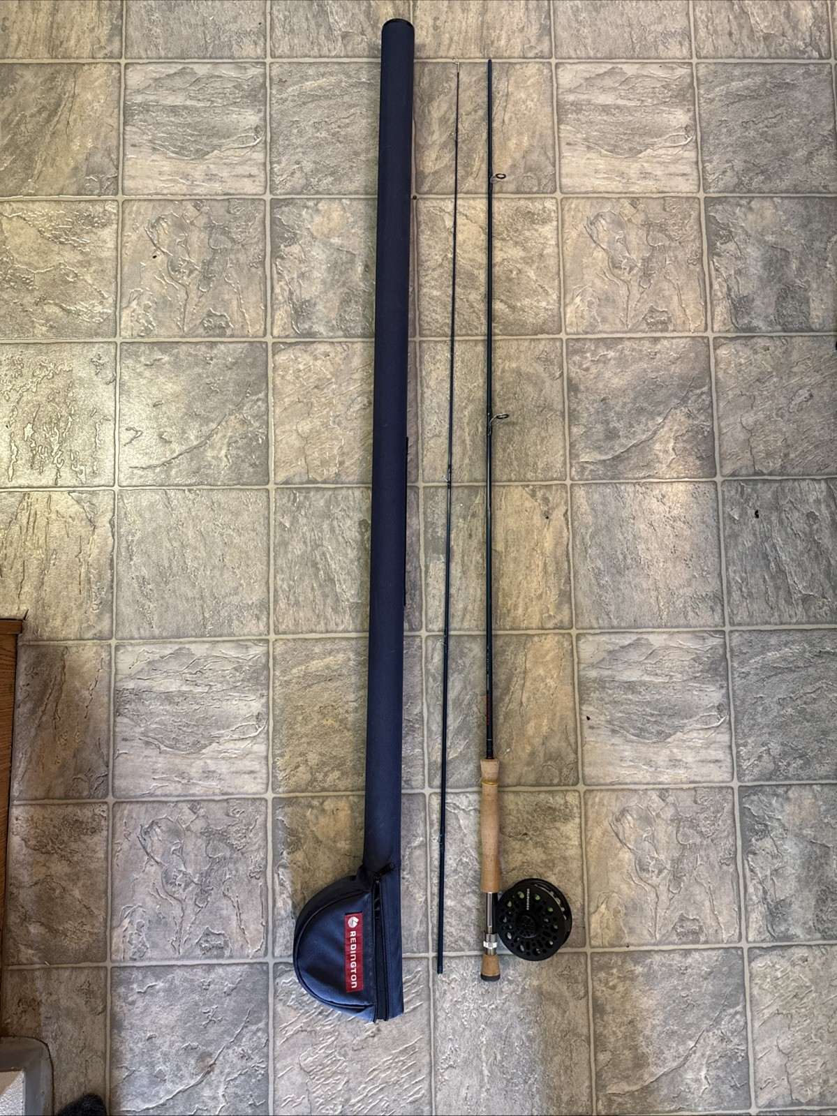 Redington Crosswater 8 Weight Fly Rod 9 Ft 2pc. With Rod Caddy