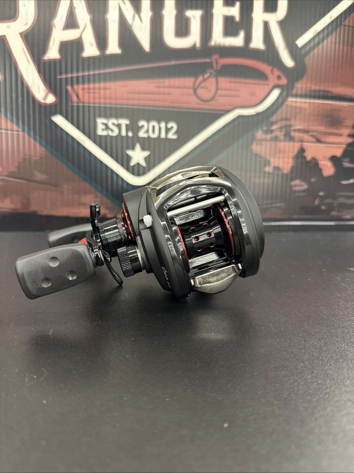 Abu Garcia Revo SX 6.4:1 Left Hand – NEW