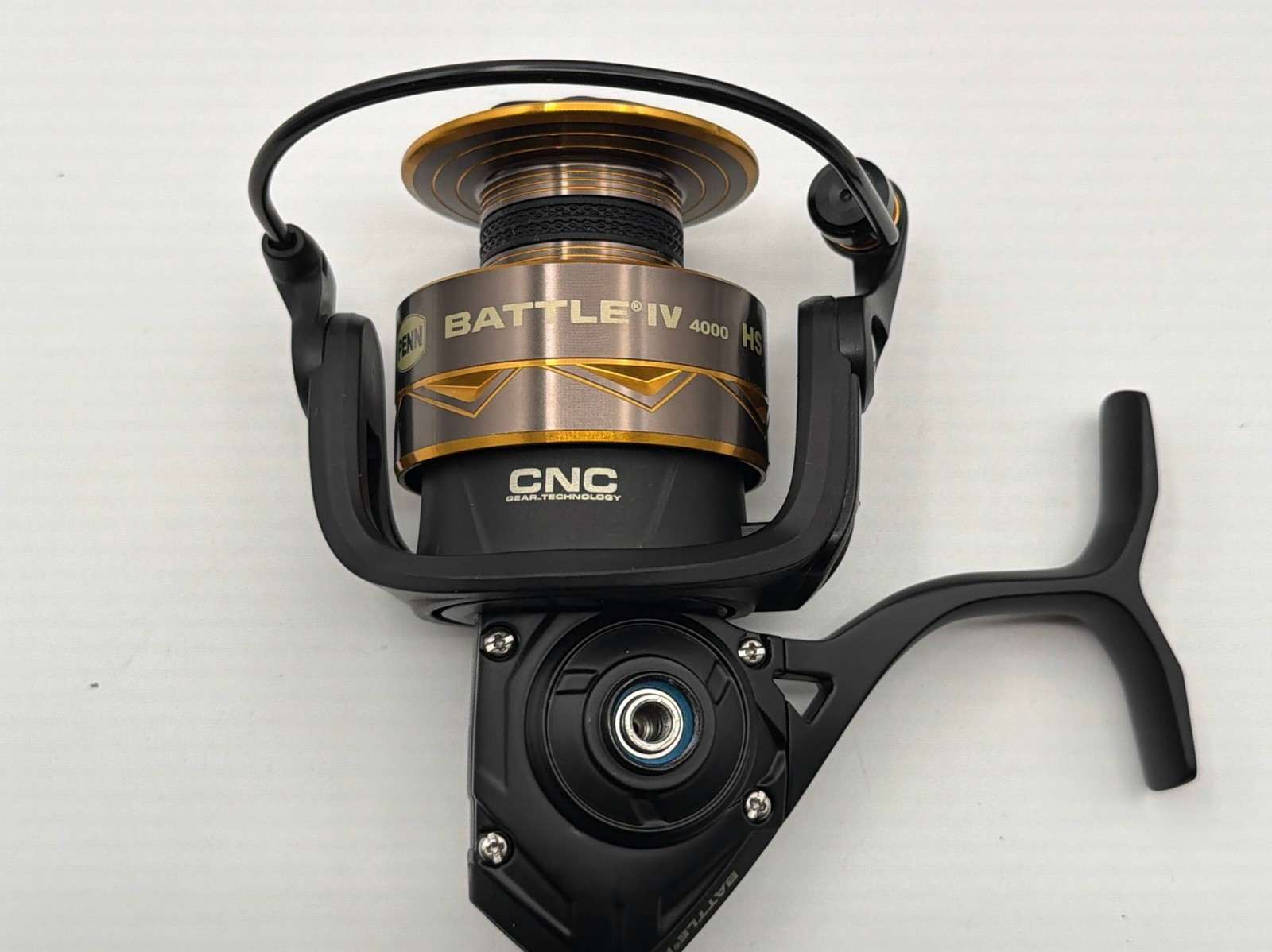 PENN Battle IV 4000 Spinning Reel Black Gold Aluminum HT-100 Carbon Drag System