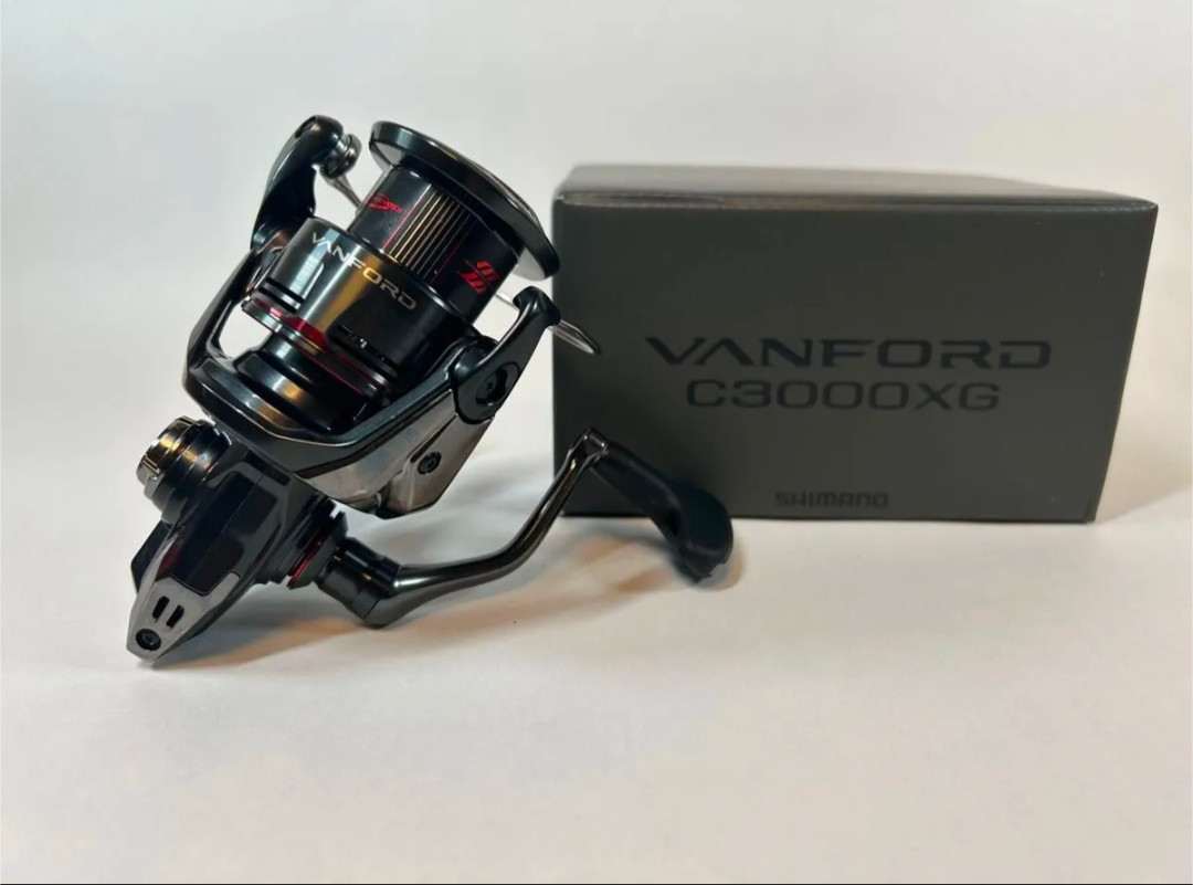 Shimano 24 Vanford C3000XG Spinning Reel from Japan New