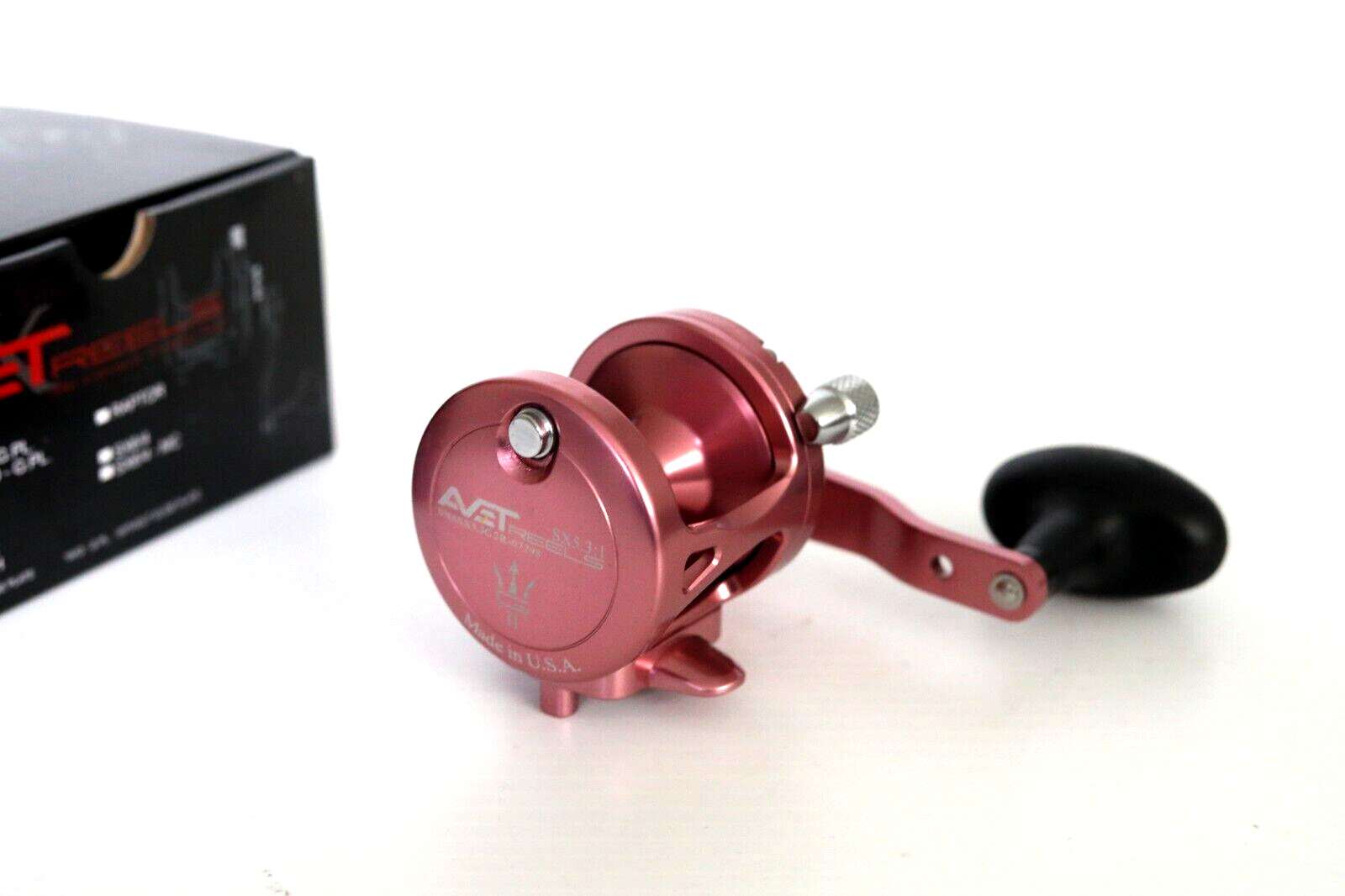 Avet SX5.3 G2 NGP Single Speed Lever Drag Reel – Right Hand – PINK