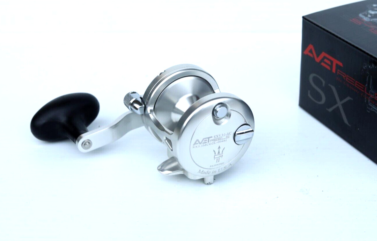 Avet SX5.3 G2 NGP MC Cast Single Speed Lever Drag Reel – LEFT HANDED – SILVER