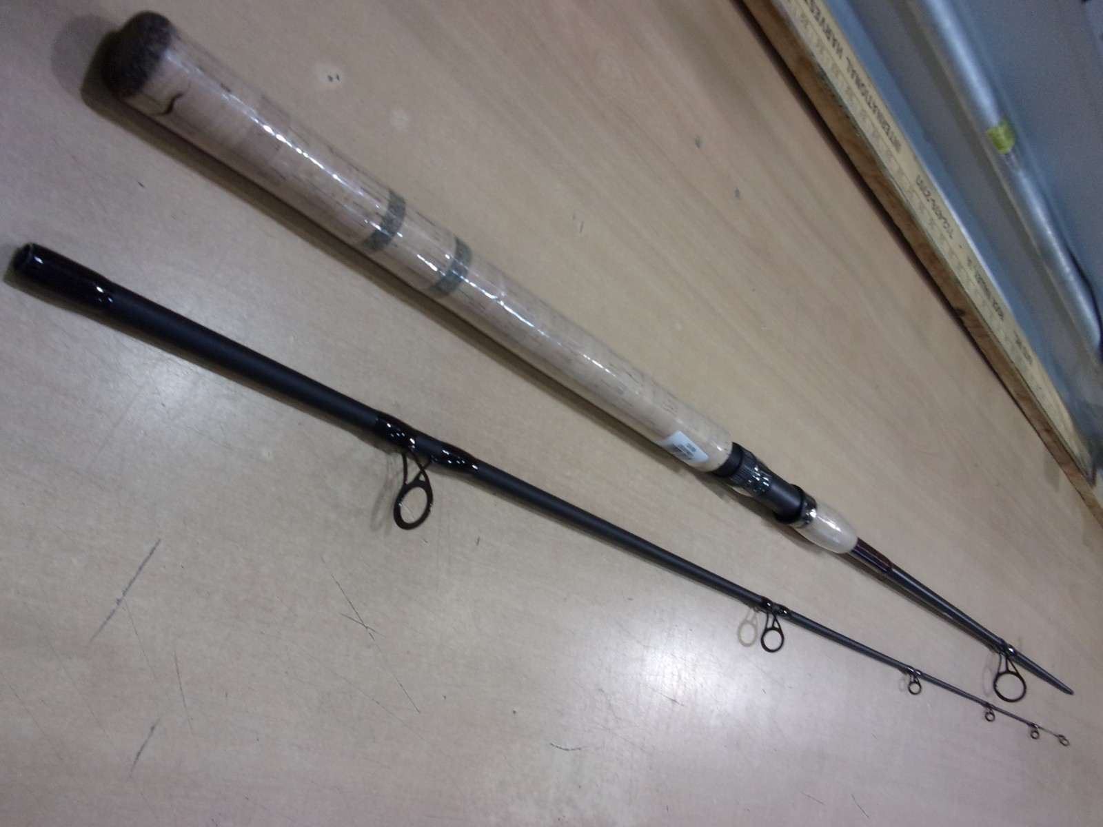 SHAKESPEARE UGLY STIK ELITE  8 foot 6 inch Heavy spinning rod