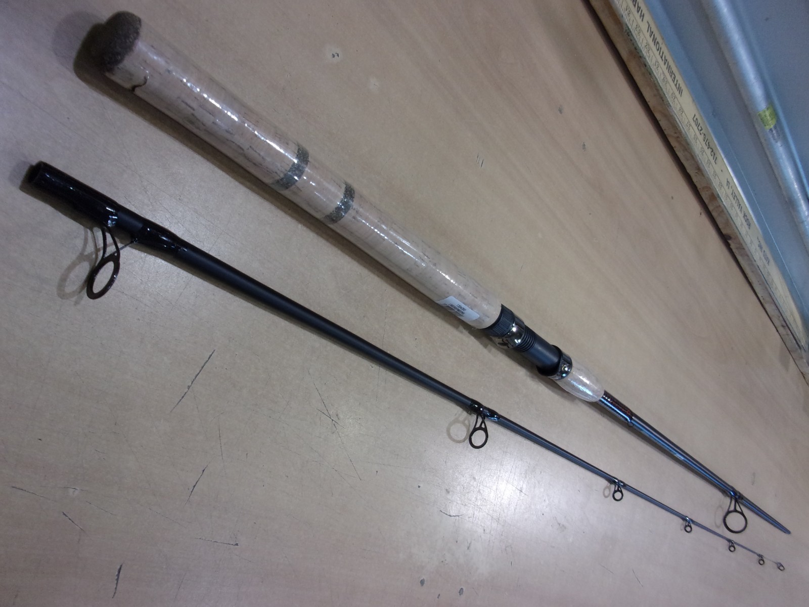 SHAKESPEARE UGLY STIK ELITE  9 foot medium light spinning rod