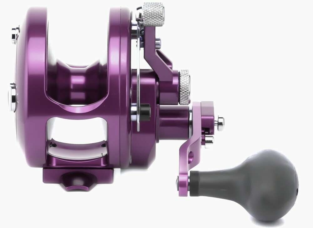 Avet HXJ5/2 MC Two-Speed Lever Drag Casting Reel HXJ5/2MC PURPLE – Right Handed