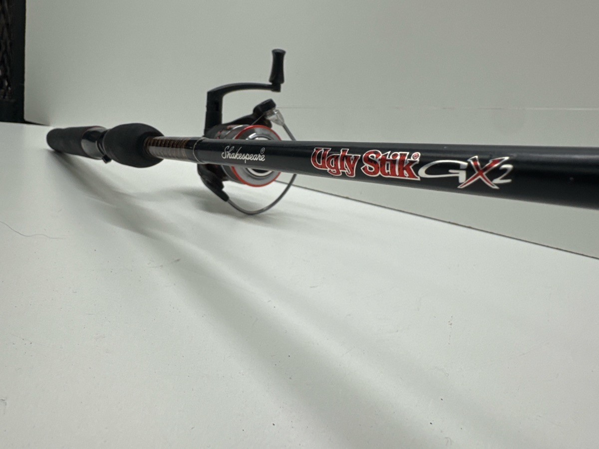UGLY STIK GX2 FISHING ROD (P06031066)