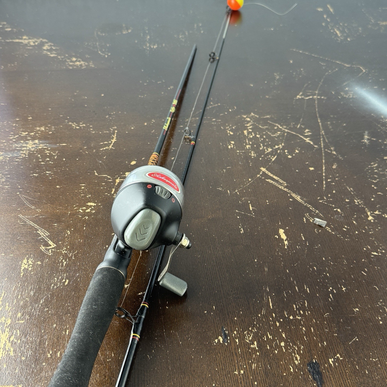 Shakespeare Ugly Stik 2 Piece 5’ Fishing Rod & Reel SCL 1101 Action Light 4-10lb