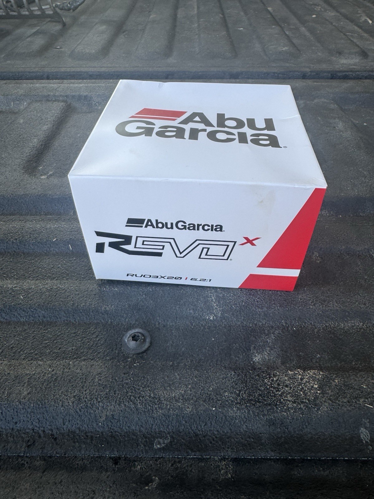 Abu Garcia Revo x Spinning Fishing Reel RVO3X20 6.2:1 – New In Box