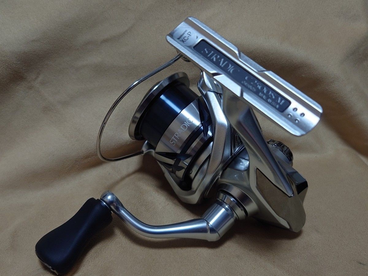 Shimano 23 Stradic C2500S Spinning Reel From Japan