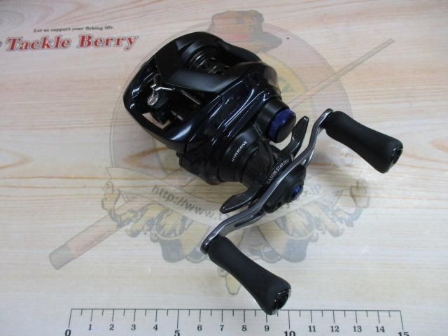 Daiwa 23 Saltist BF TW 8.1L PE SP Bait Casting Reels Used