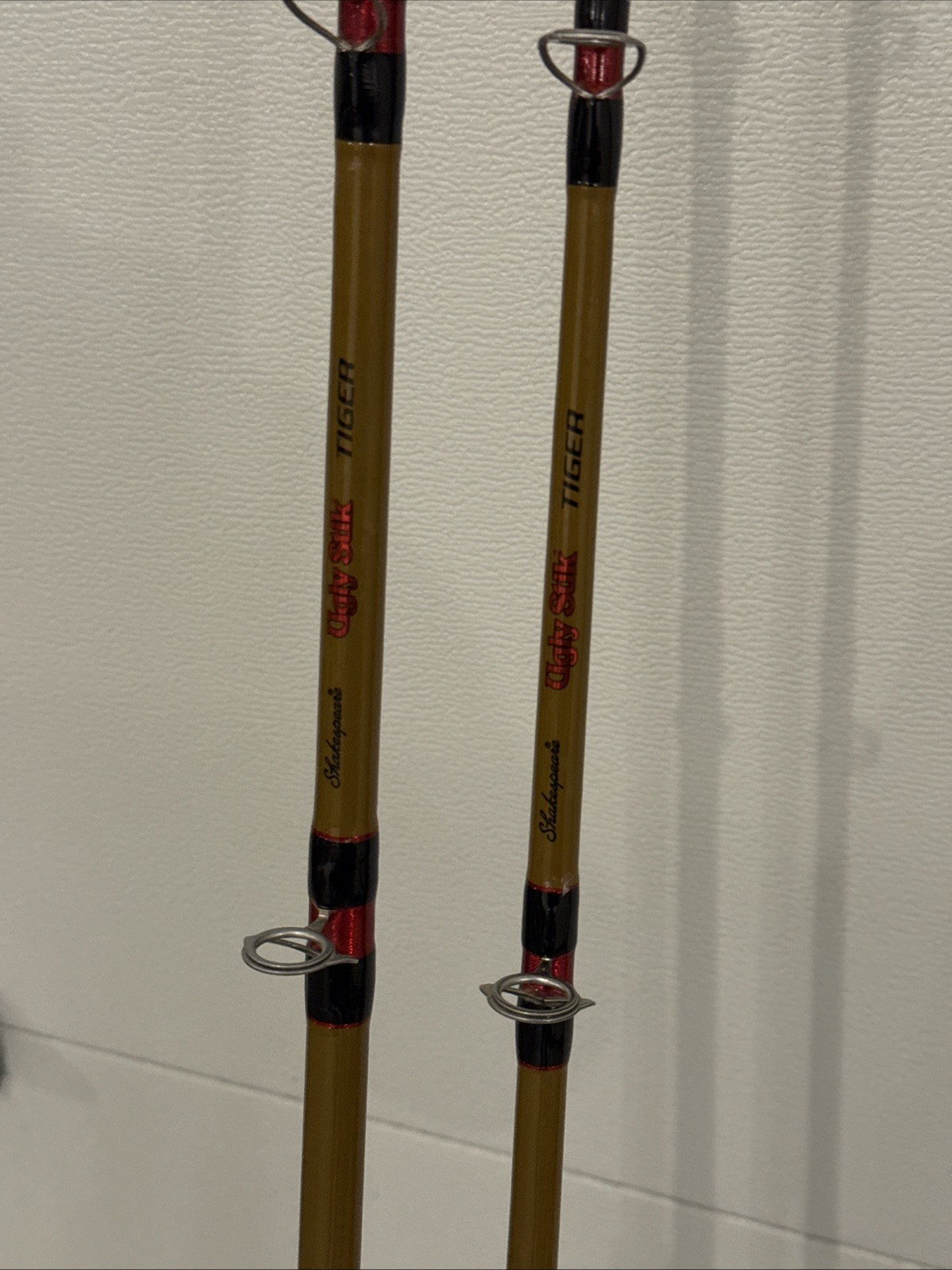 Lot Of 2 Shakespeare Ugly Stik Tiger 7″ Fishing Rods 12-30lb 30-60lb