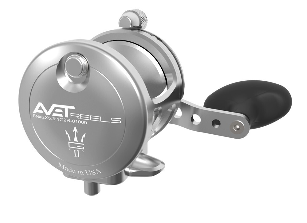Avet SX5.3 G2 Single Speed Lever Drag Reel with Glide Plate Right Handed SILVER