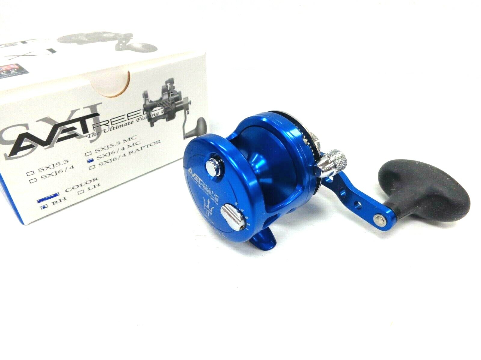 Avet SXJ6/4 MC G2 Two-Speed Lever Drag Reel – BLUE – Right Handed