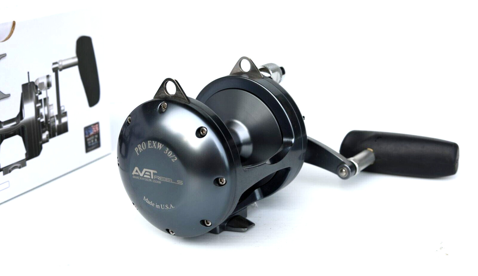 Avet EXW30/2 Two-Speed Lever Drag Reel EXW30/2 – GUNMETAL – Right Handed NEW