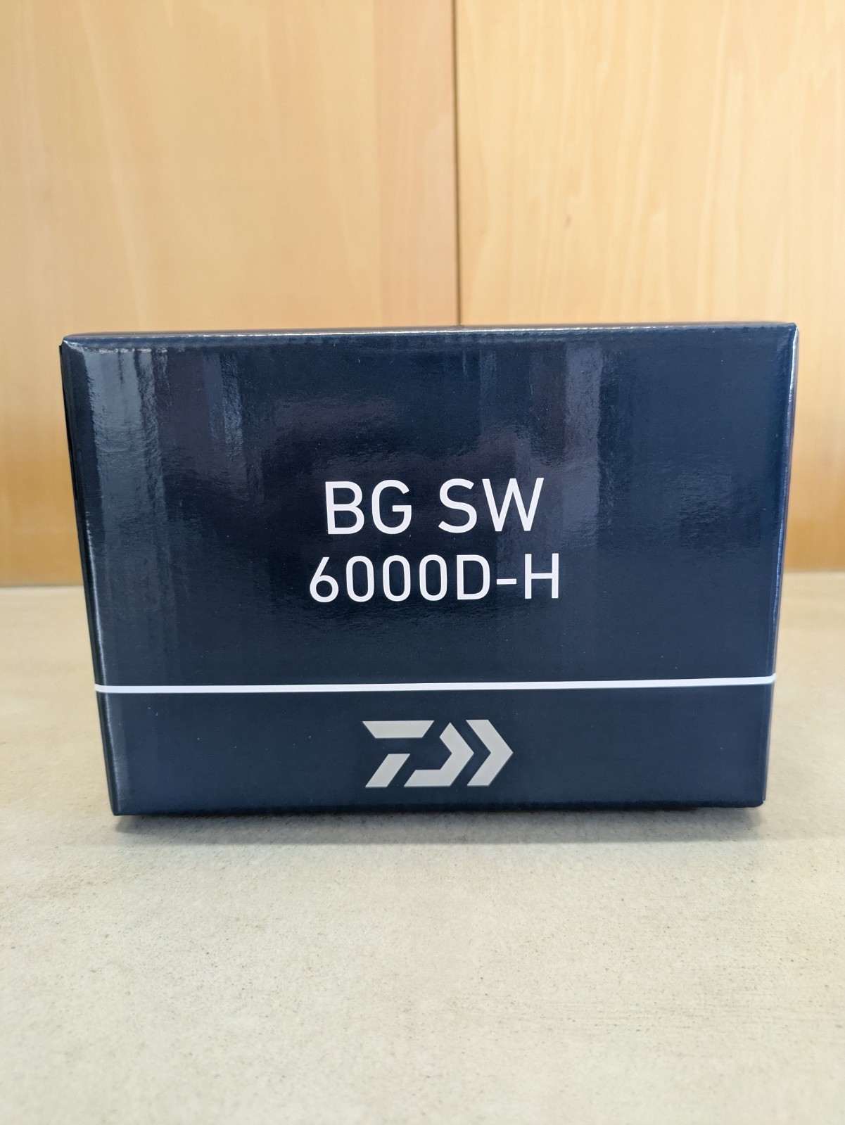 Daiwa 23 BG SW 6000D-H Spinning Reel From Japan New