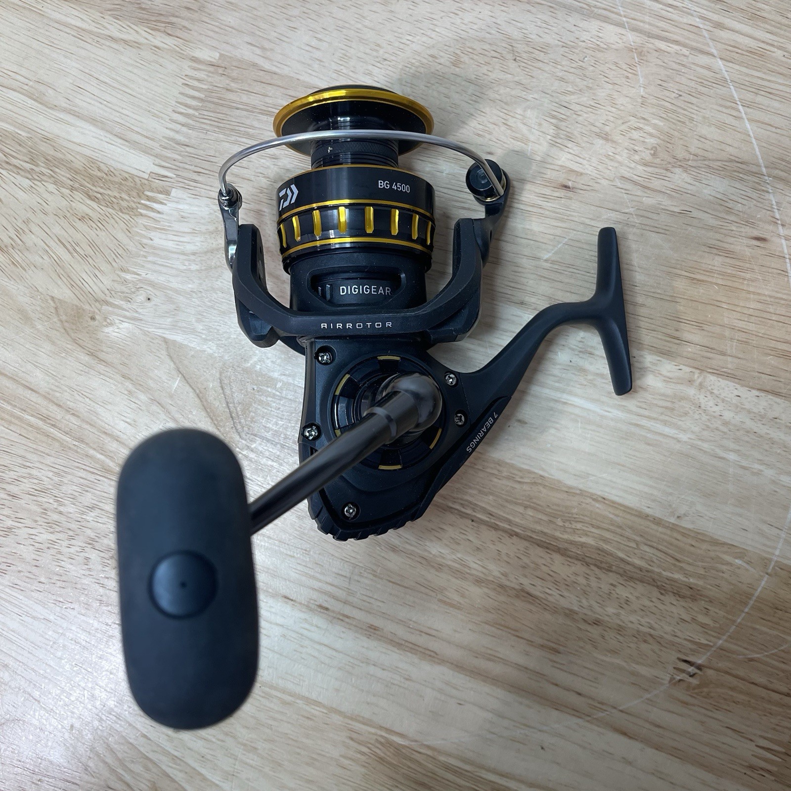 Daiwa Bg4500 Spinning Reel MANUAL BELL FLIP