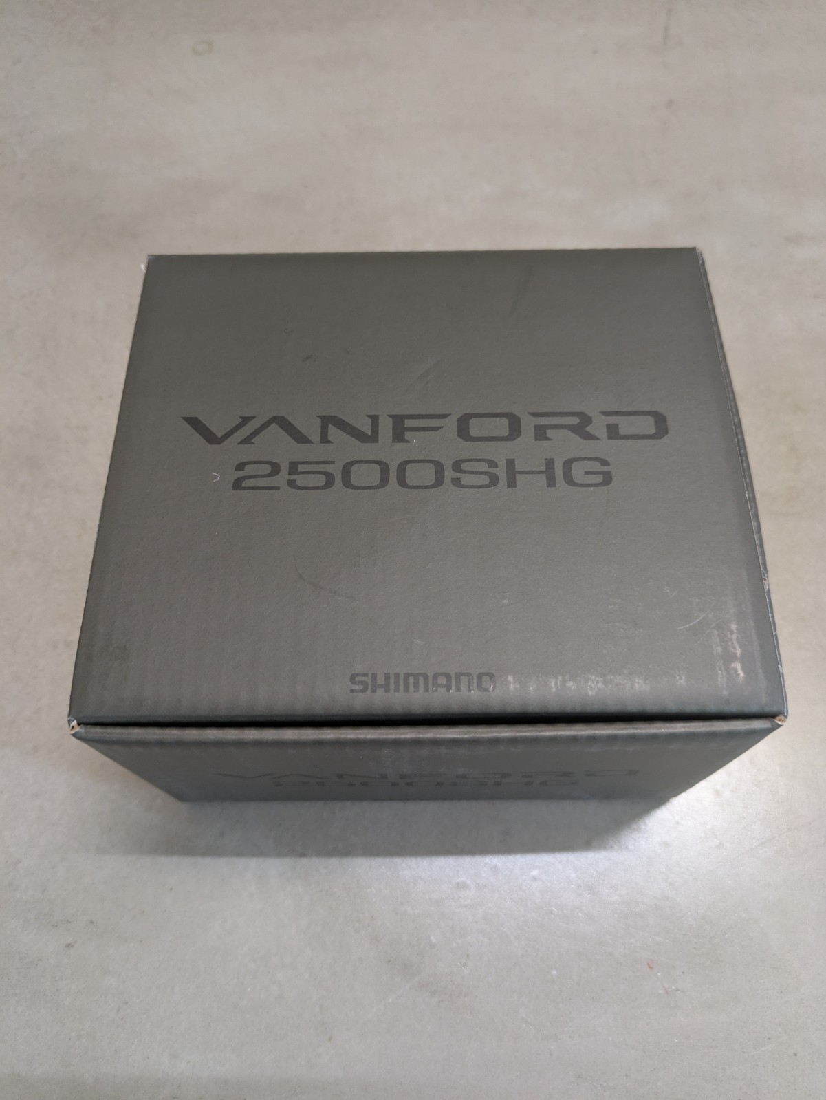 Shimano 24 VANFORD 2500SHG Spinning Reel From Japan New