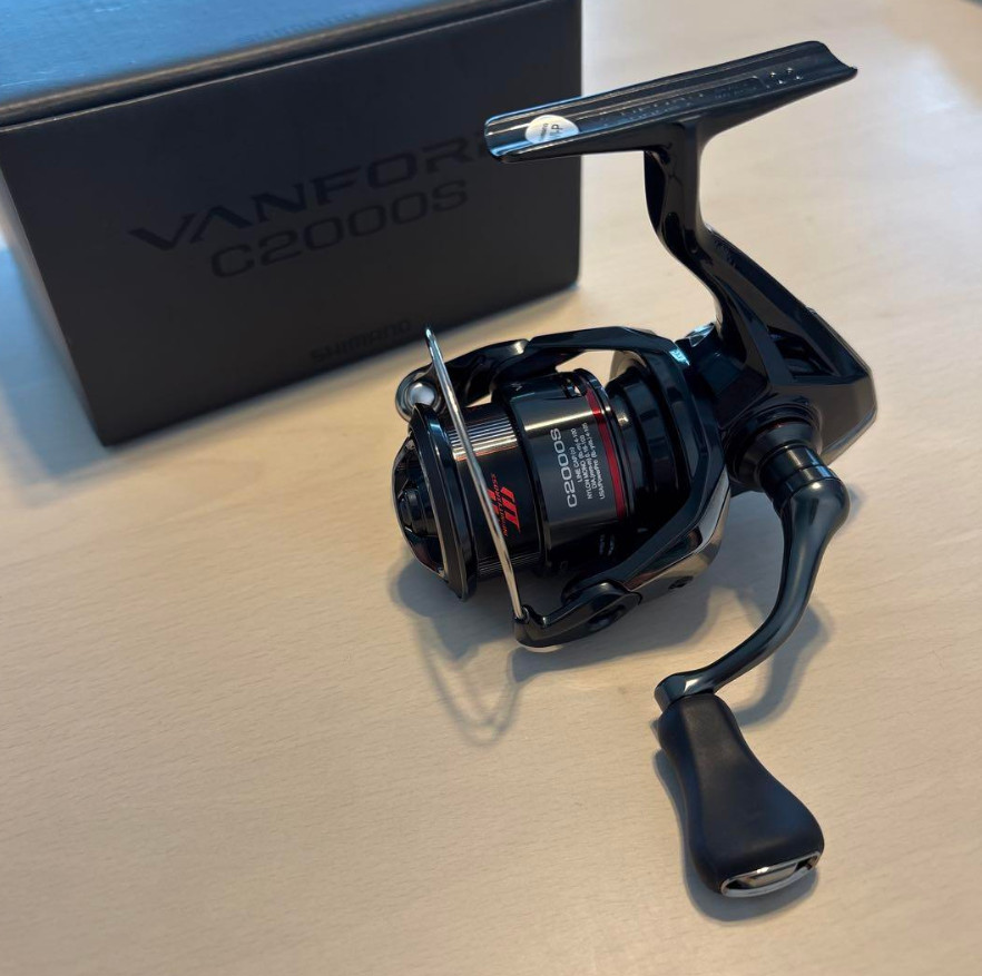 SHIMANO Spinning Reel 24 Vanford C2000S