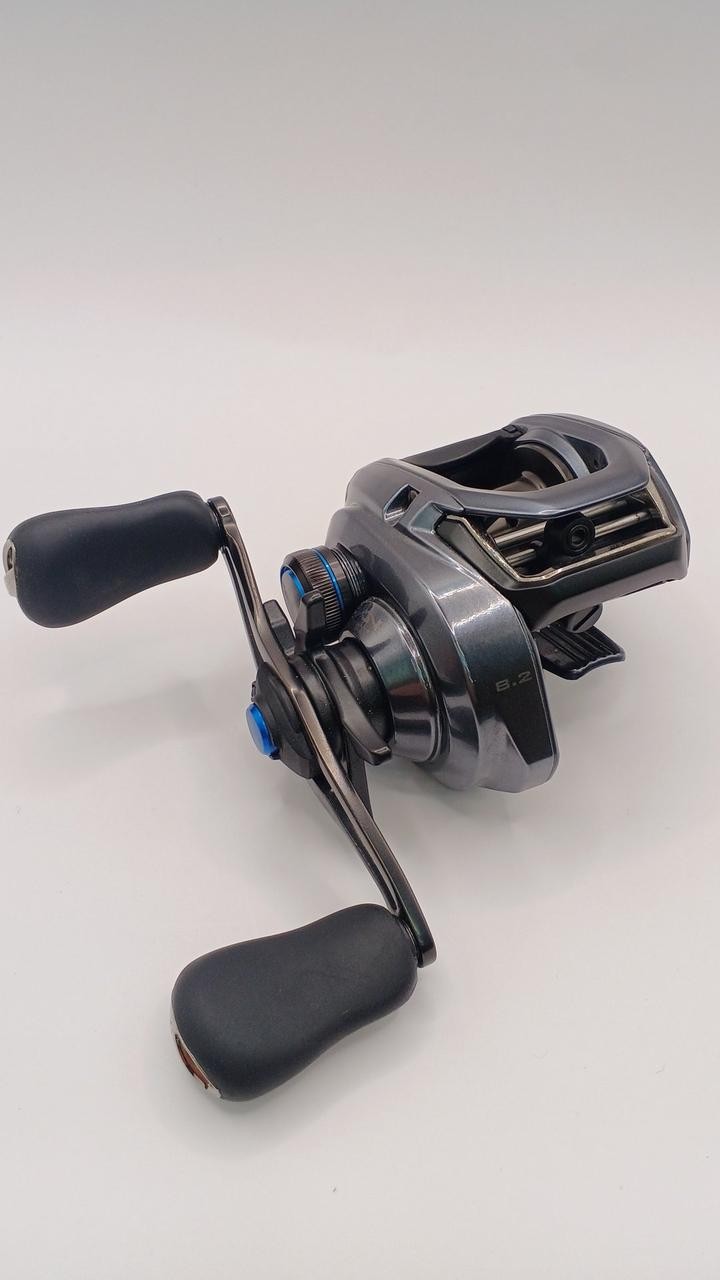 SHIMANO 24 SLX 70XG bait reel 57904