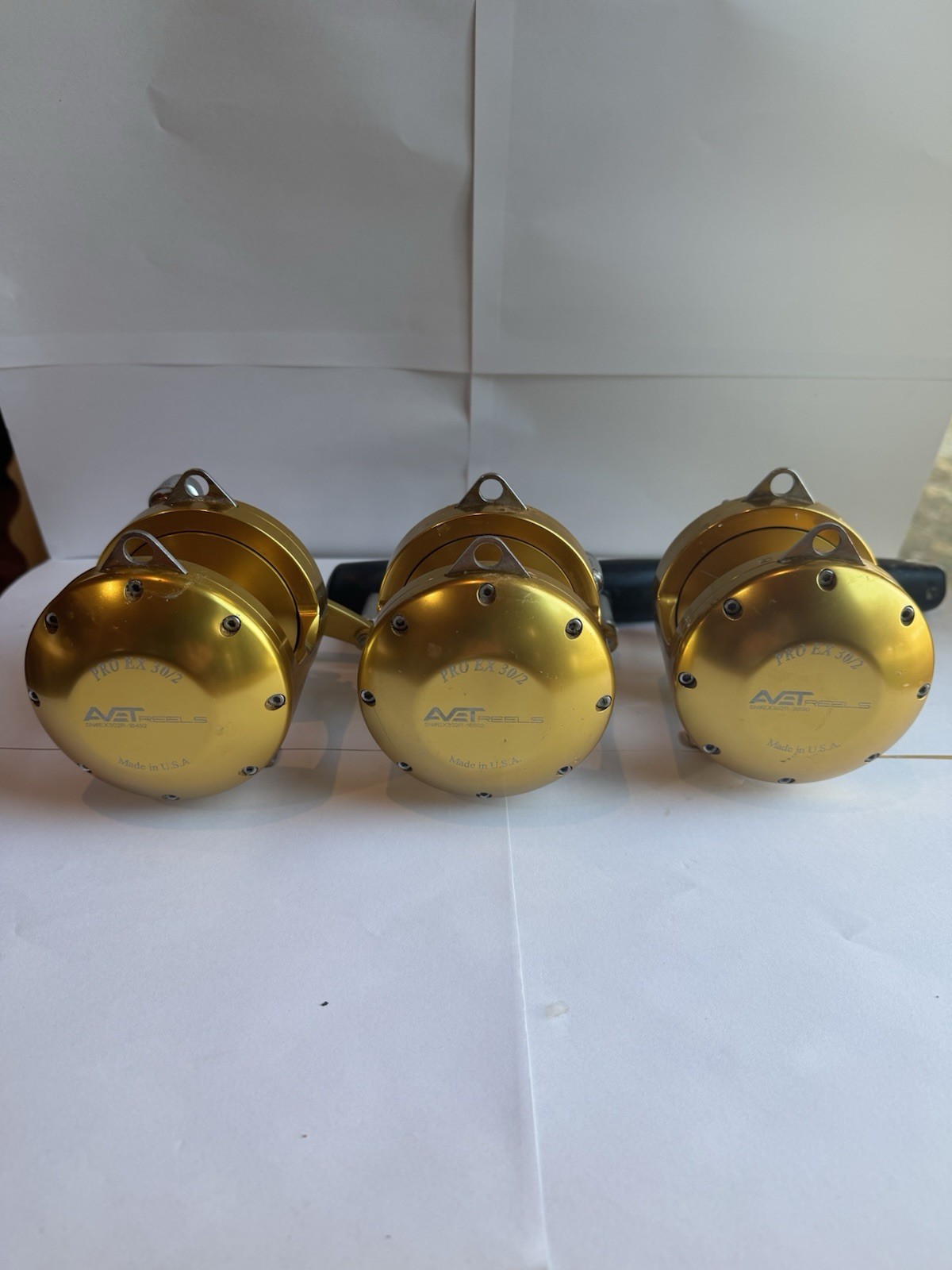 Avet EX  30/2 Two-Speed Lever Drag Reel, RH, Gold 3 Reels