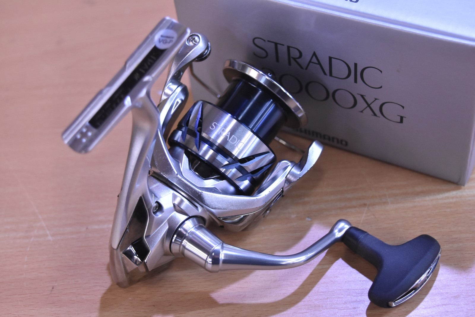 Shimano 23 STRADIC C3000XG Spinning Reel