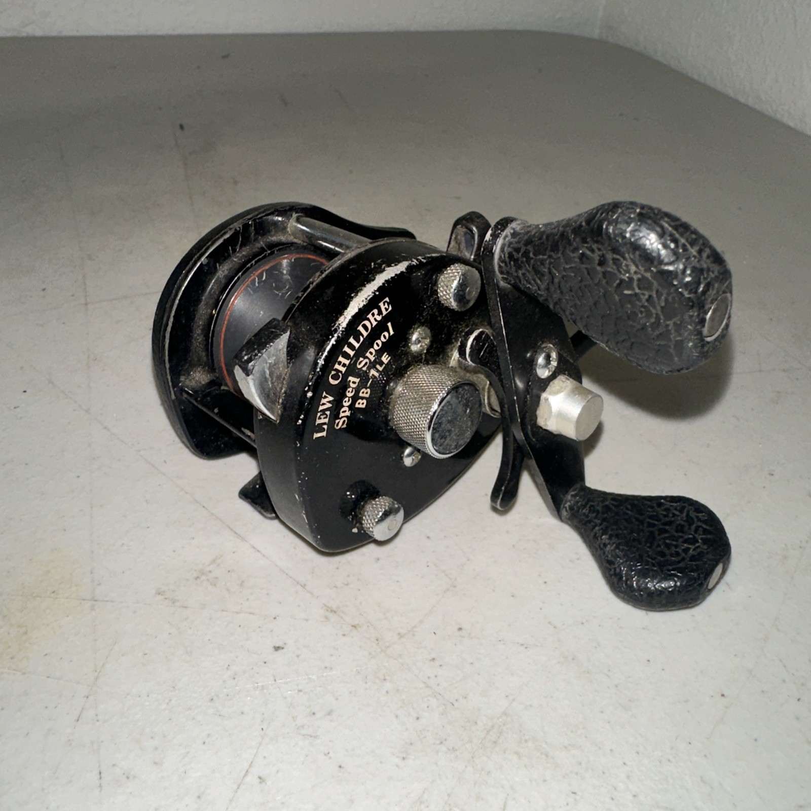 Vintage Lews Lew Childre Speed Spool BB-1LE Bait Casting Fishing Reel Right Hand