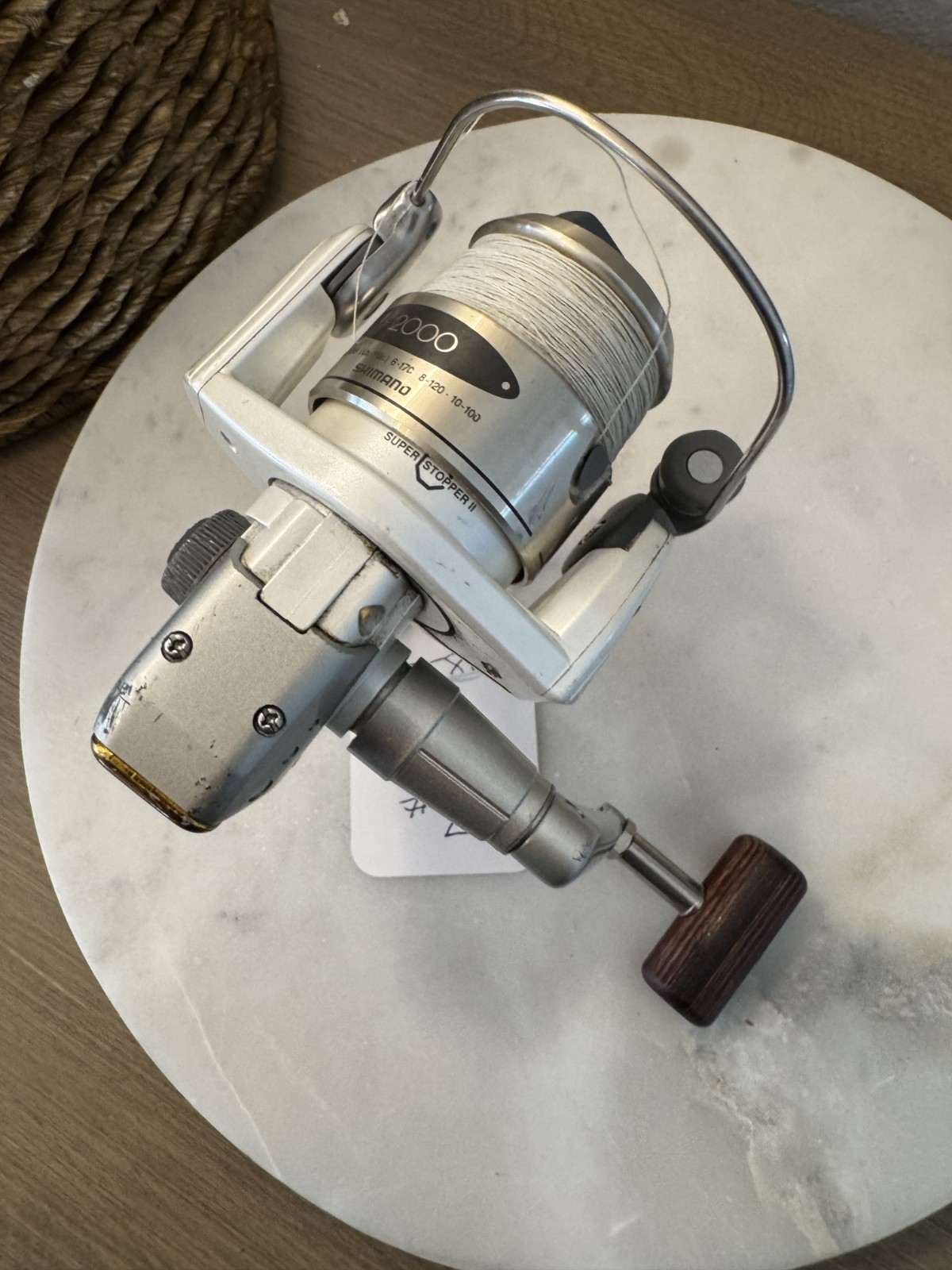 Shimano Stradic 2000 FE Spinning Reel 2000FE white, wood handle, made in Japan
