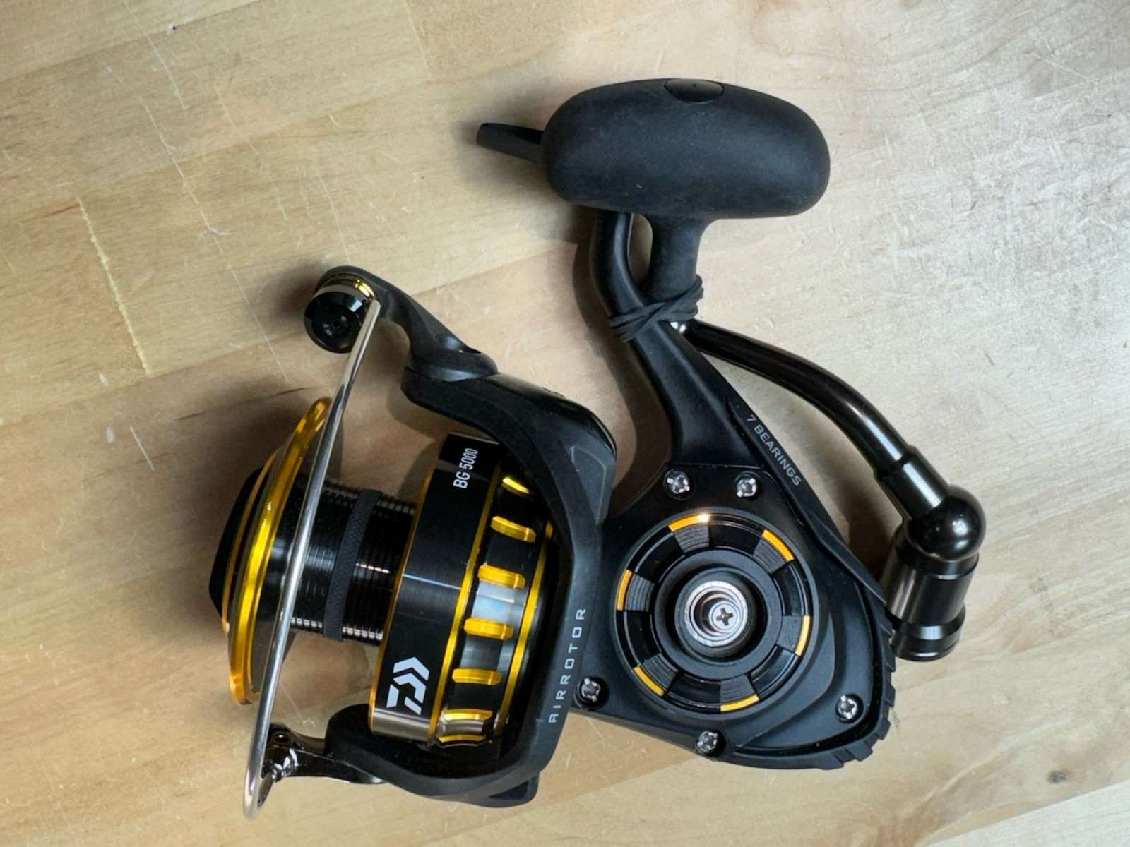 DAIWA BG5000 BG Saltwater Spinning Reel 5.7:1 Ratio