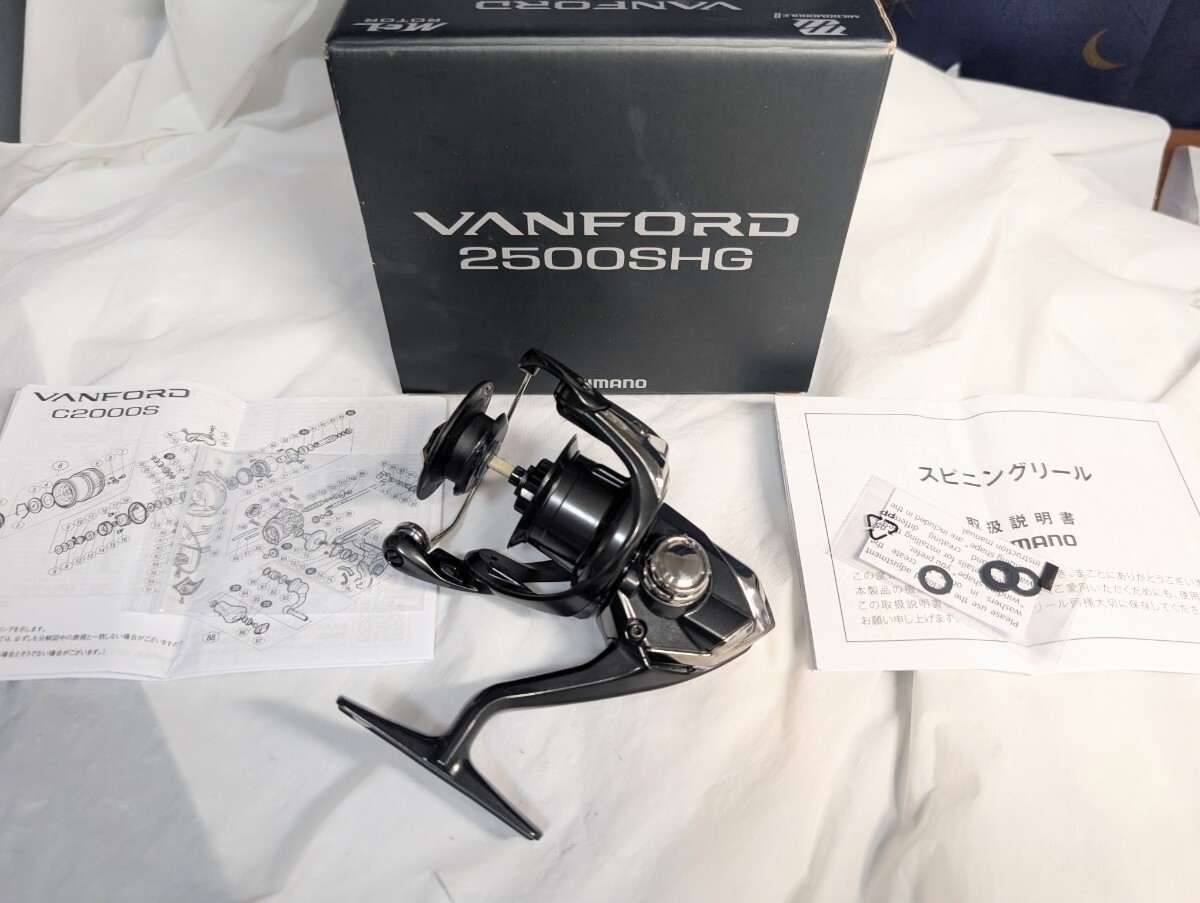 Shimano 20 VANFORD 2500SHG Spinning Reel From Japan