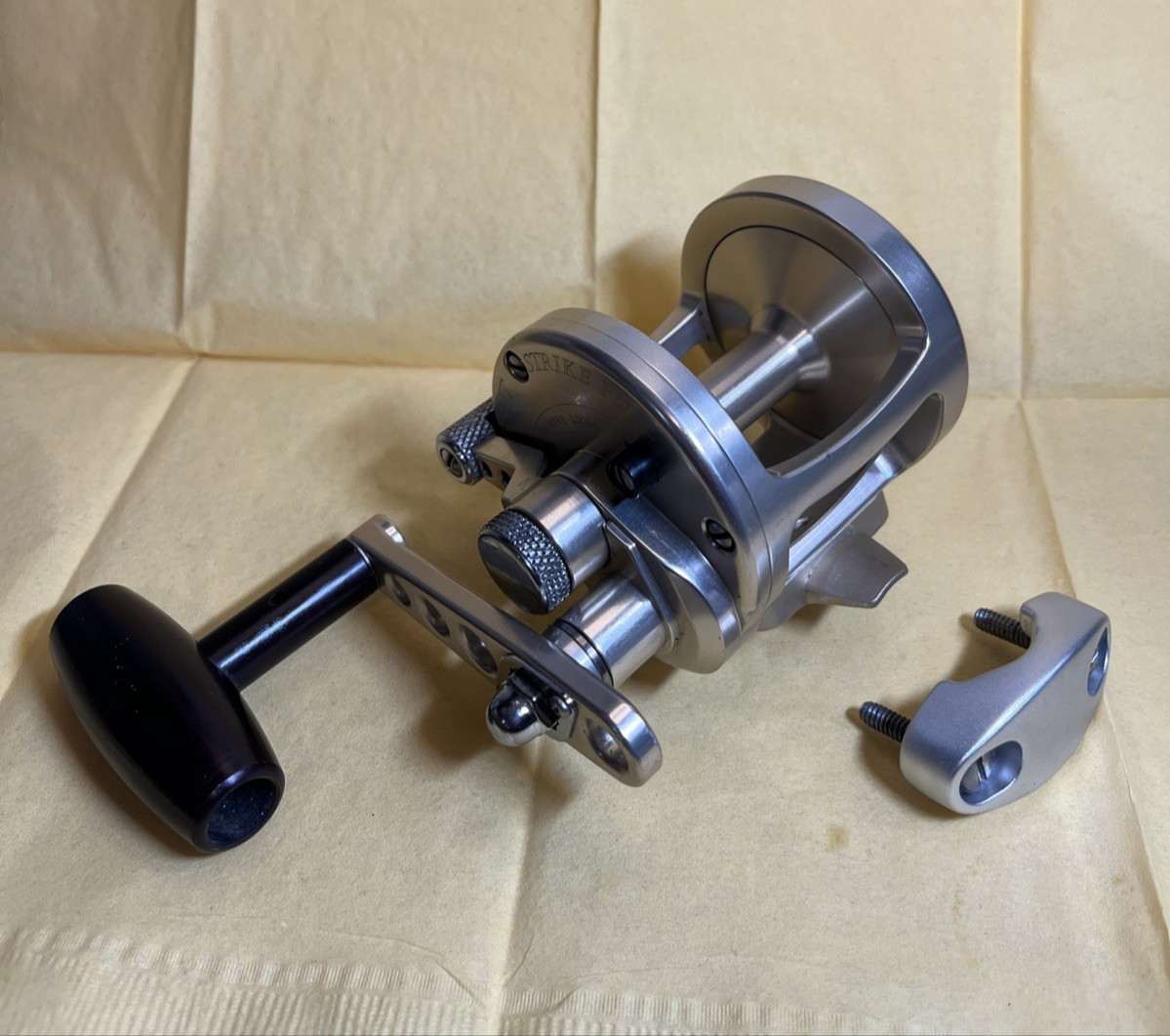 Gold Avet MXL 4.5:1 Early Model Fishing Reel Cleaned Fresh Service Ships Free!!!