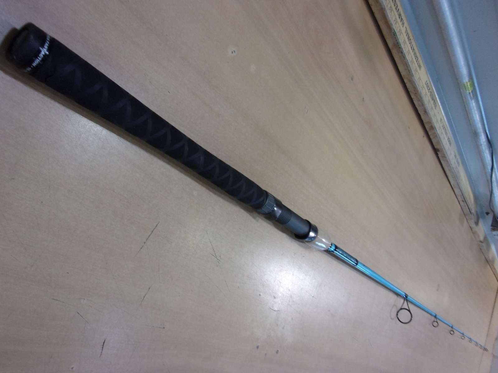 SHAKESPEARE UGLY STIK CARBON INSHORE 7 foot 6 inch Medium spinning rod