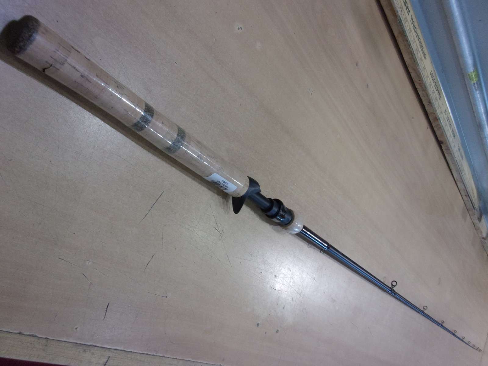 SHAKESPEARE UGLY STIK ELITE medium heavy casting rod  7 foot length