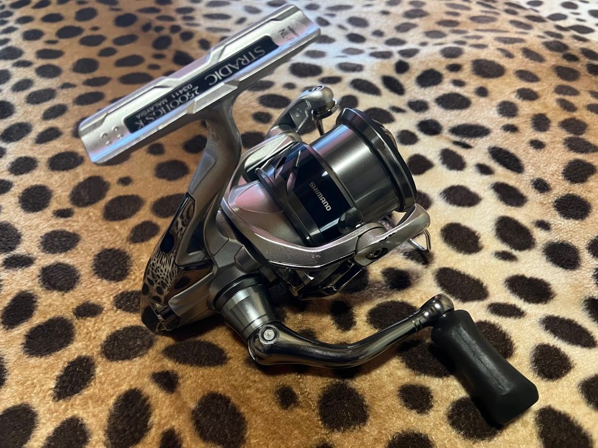 Shimano Stradic 2500HGS-K Spinning Reel from Japan