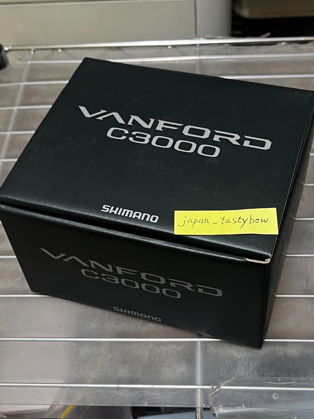SHIMANO Reel 20 Vanford C3000 Fishing