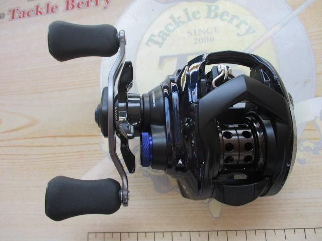 Daiwa 23 Saltist BF TW 8.1L PE SP Bait Casting Reels Used