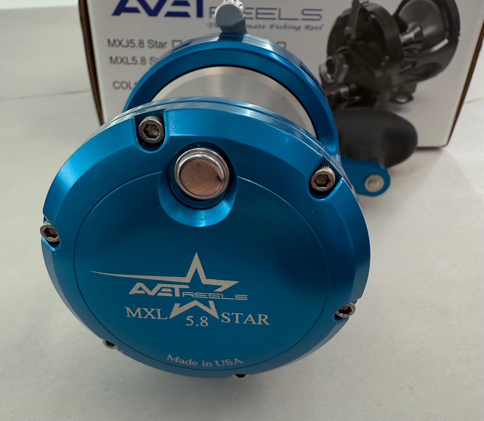 Avet MXL 5.8 Star Drag Conventional Reel – Blue – Wrong Box