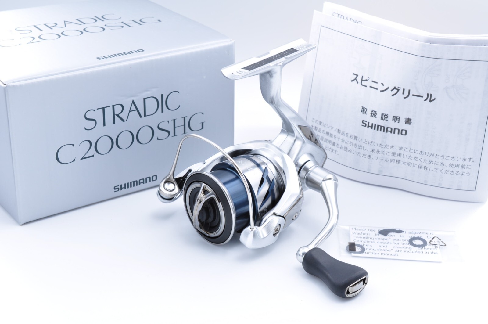 Shimano 23 STRADIC C2000SHG Spinning Reel From Japan w/Box