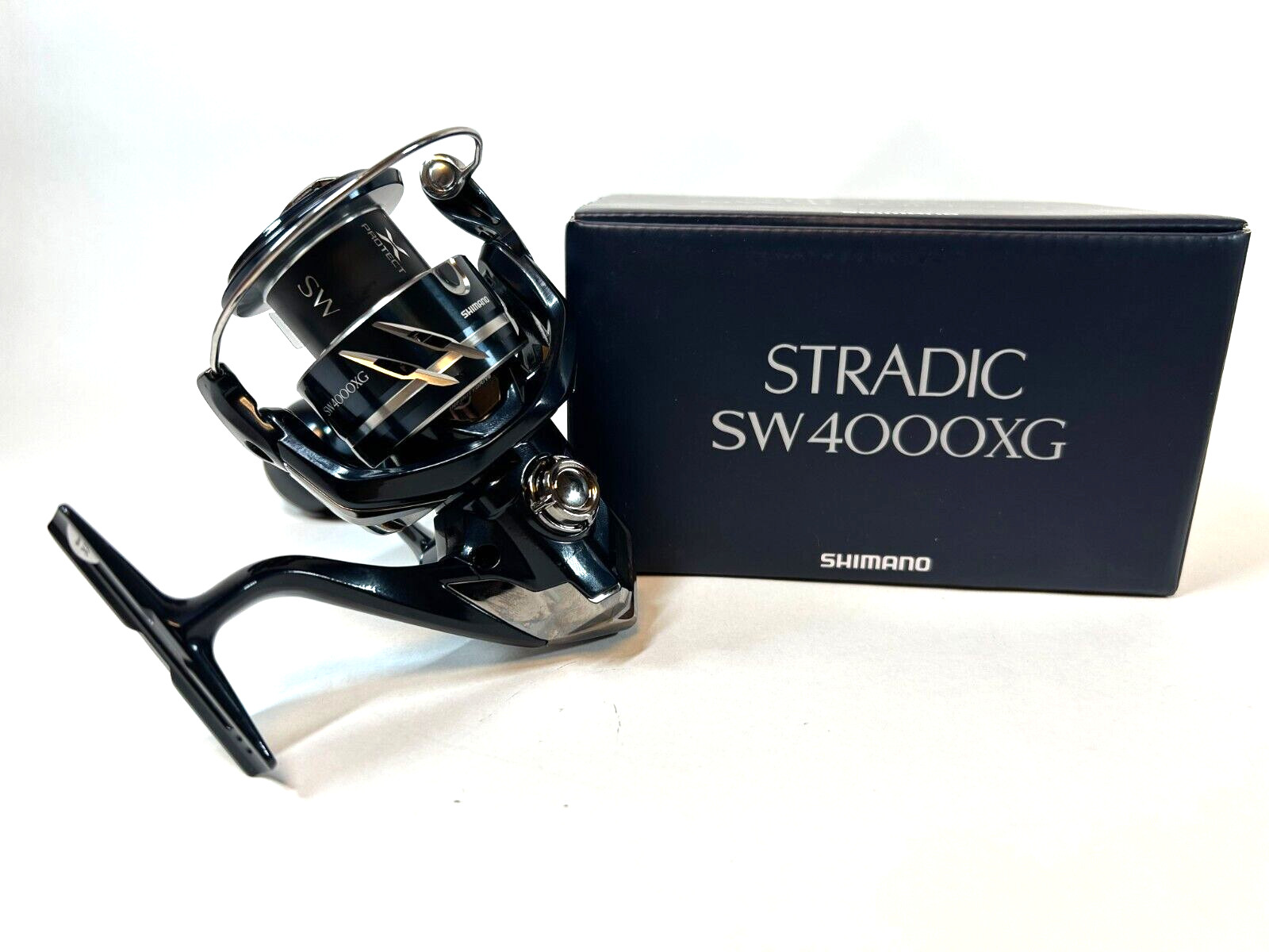 Shimano 24 STRADIC SW 4000XG 6.2 Spinning Reel New IN BOX