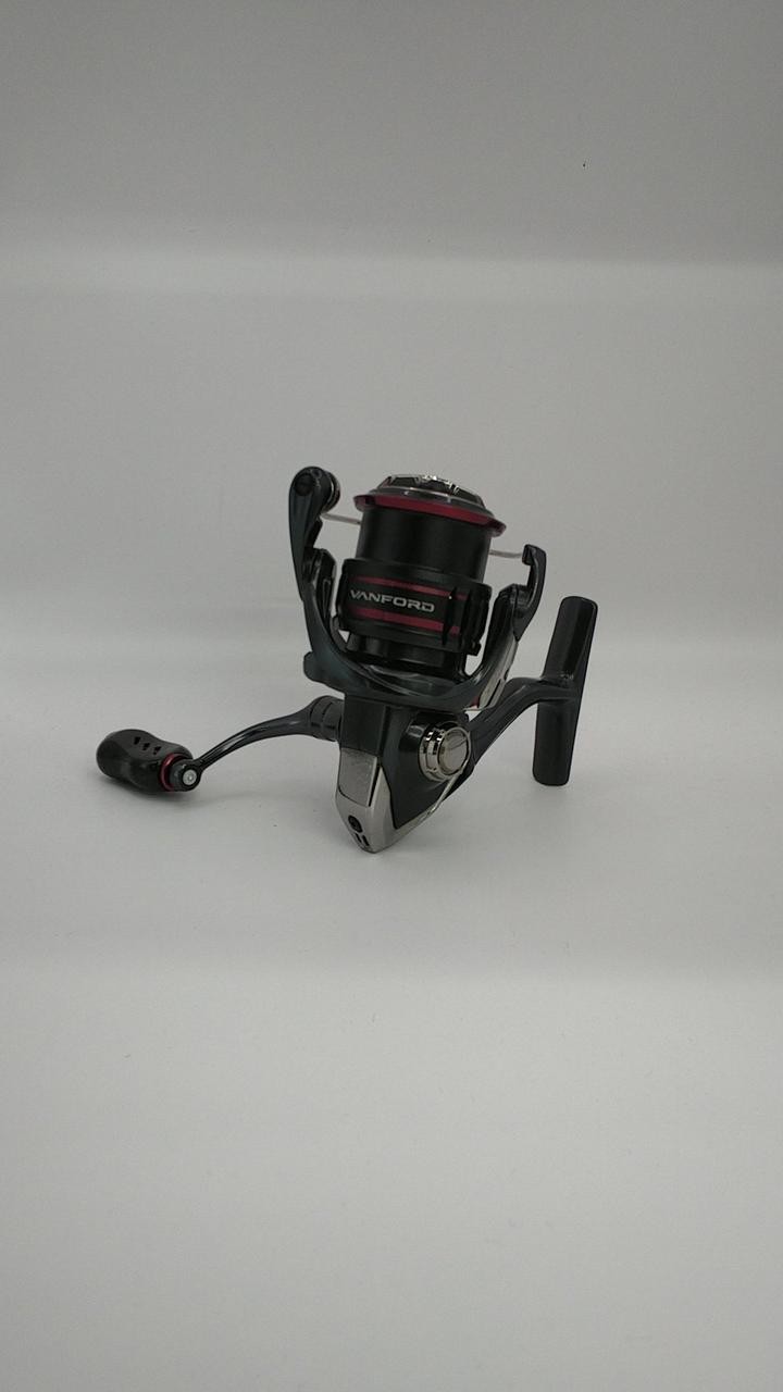 Shimano Vanford C2000S Spinning Reel with GOMEXUS Handle Used
