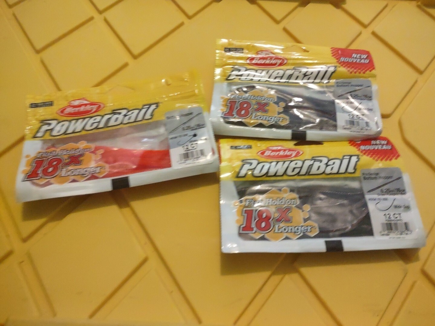 3 BERKLEY POWERBAIT Bottom Hopper 12/Ct. 6-1/4″ Methiolate(1) + Grn Pmpkn Red(2)