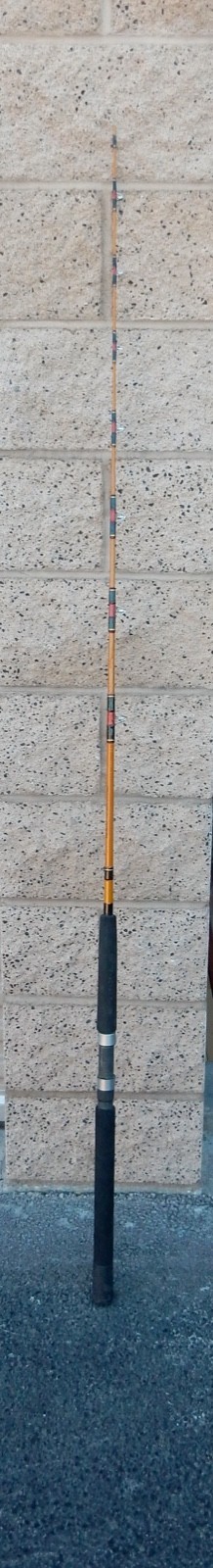 VINTAGE SHAKESPEARE UGLY STIK TIGER 6 ft. 6 in.’ MEDIUM ACTION ROD BWC2201