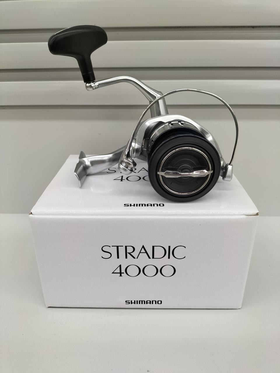 Shimano Stradic 4000 Spinning Reel 19 Ball Bearings Excellent Condition