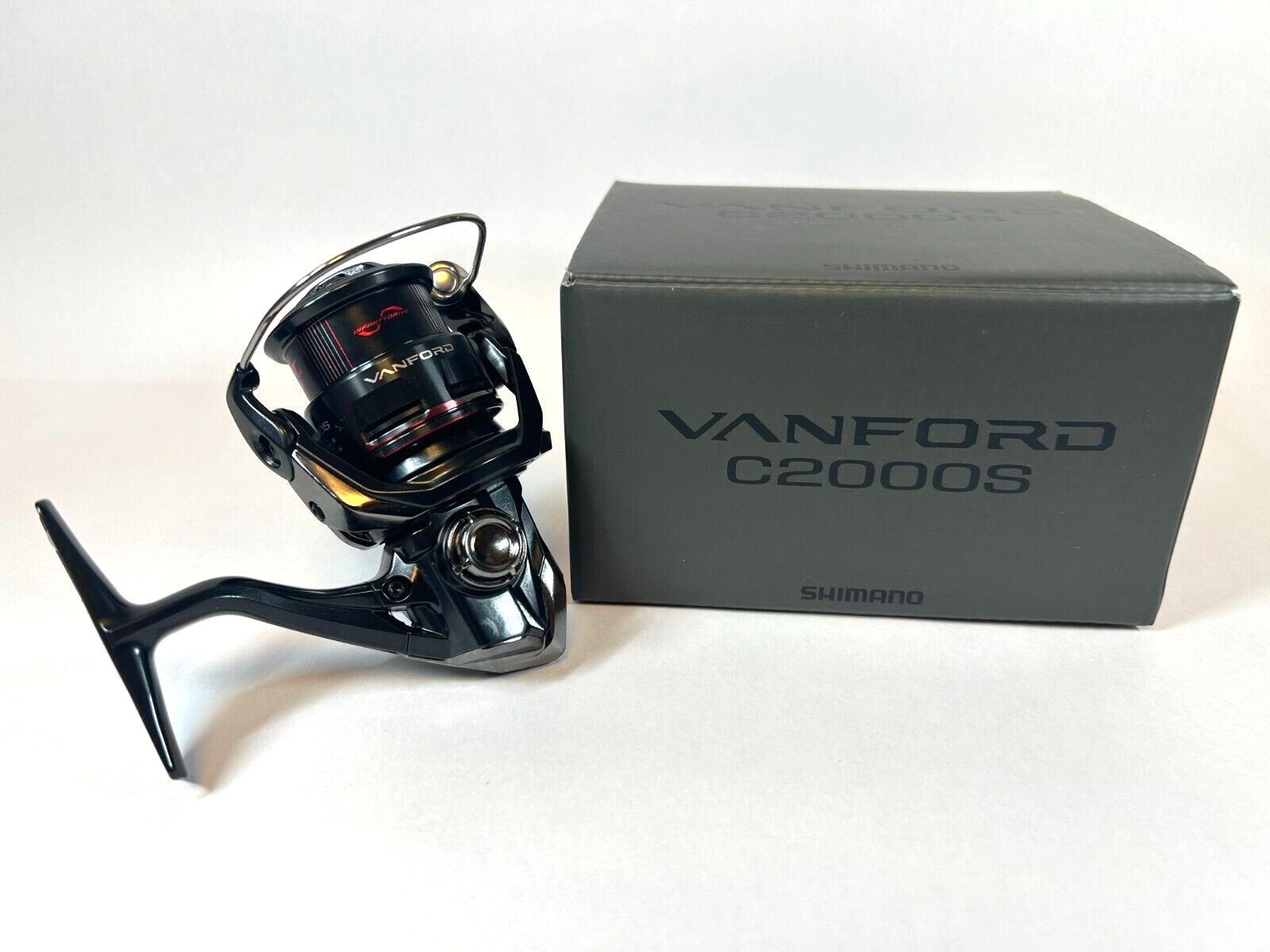 Shimano 24 VANFORD C2000S 5.1 Spinning Reel New in Box